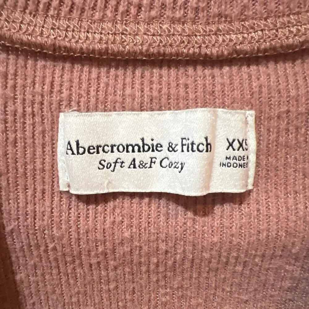 Abercrombie & Fitch Cardigan Sweater Size XXS Romantic Cottagecore Feminine Tan